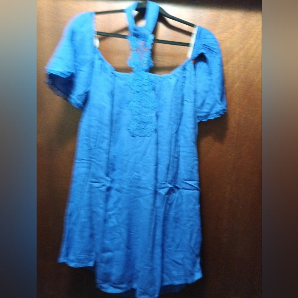 Hayden Los Angeles NWT Lace Detailing Halter Dress Size Medium